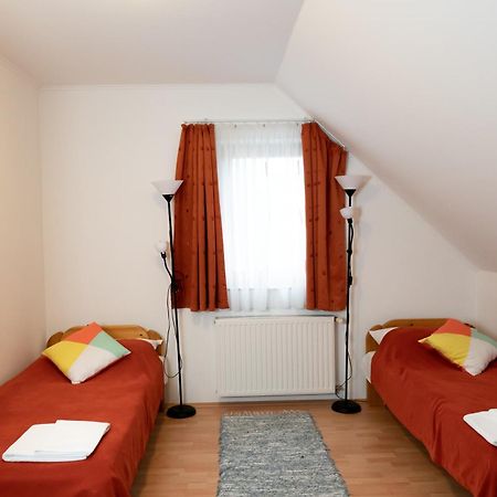 Liszt Apartman Pécs Esterno foto