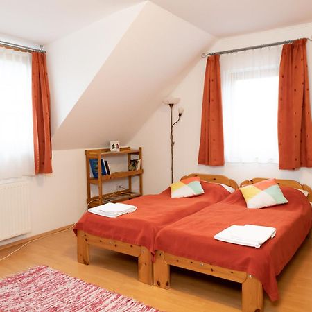 Liszt Apartman Pécs Esterno foto